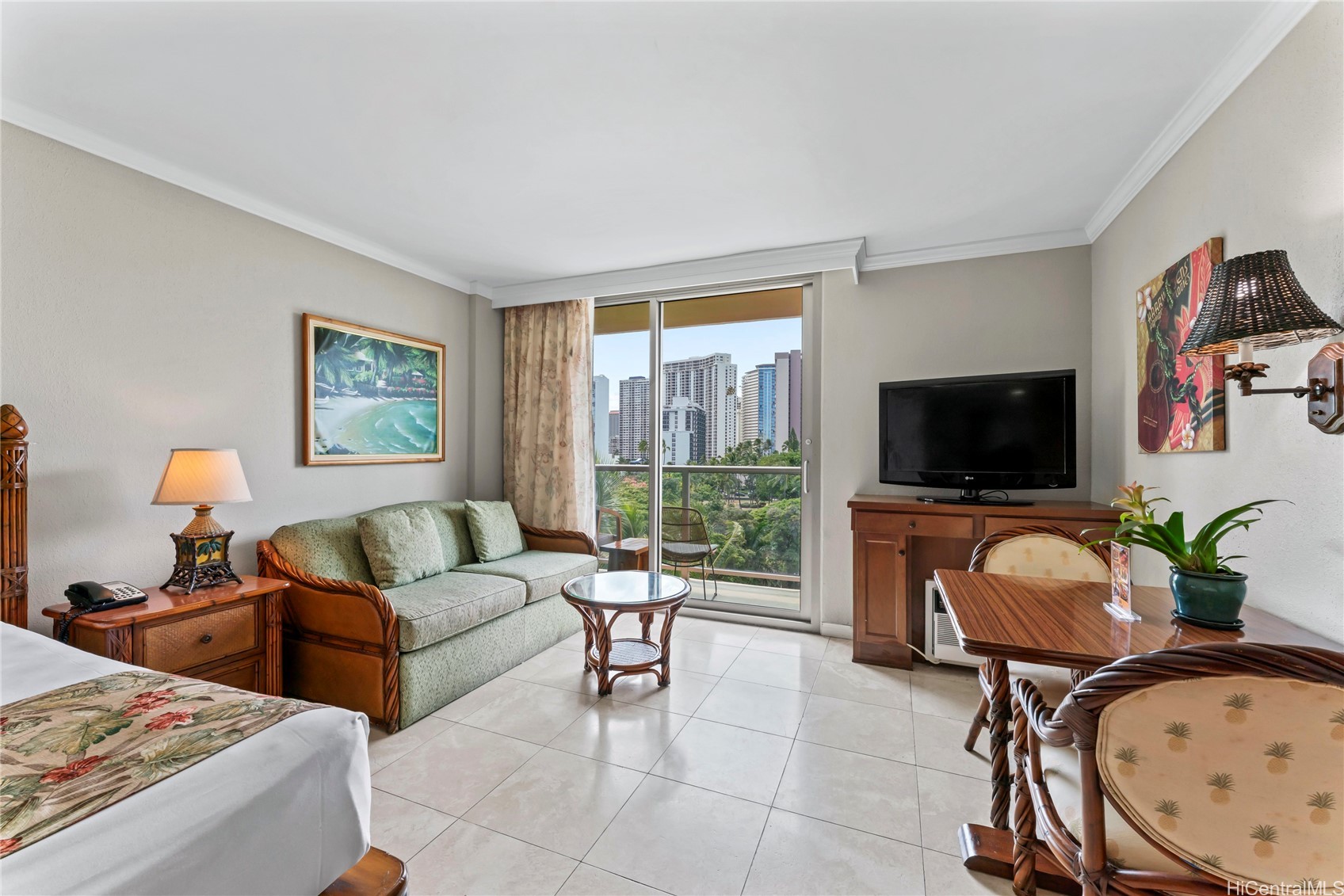 2045 Kalakaua Avenue 403