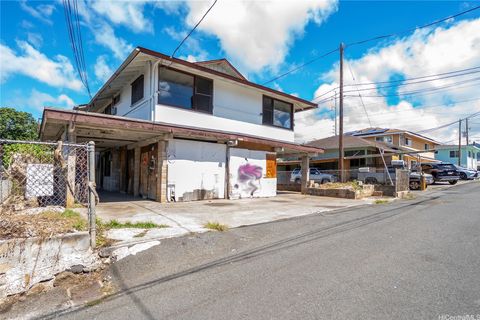 1526 Amelia Street Honolulu HI 96819