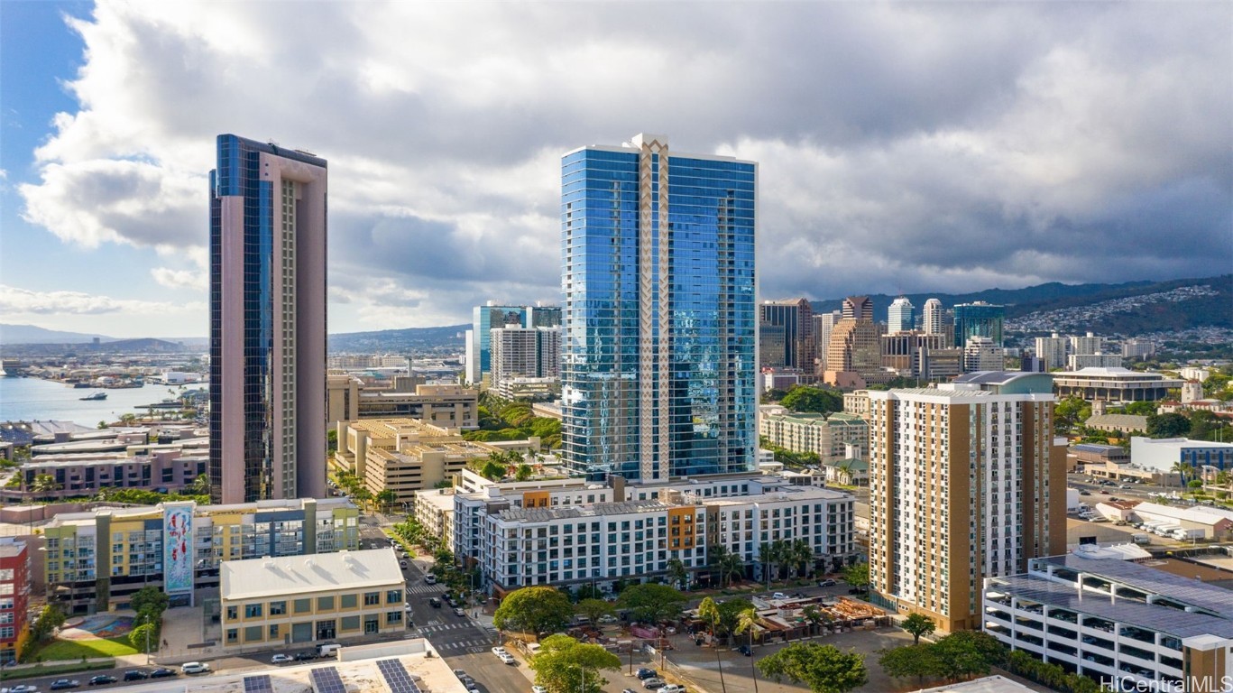 Keauhou Place Condominium