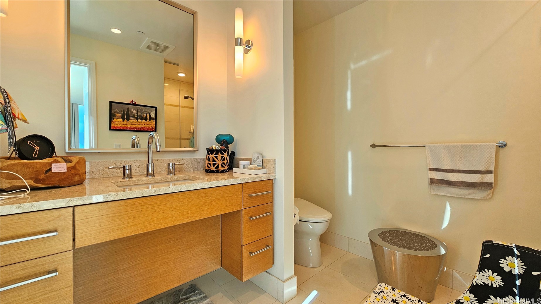 Honolulu, Hawaii, 96814, United States, 3 Bedrooms Bedrooms, ,3 BathroomsBathrooms,Residential,Active,2013630