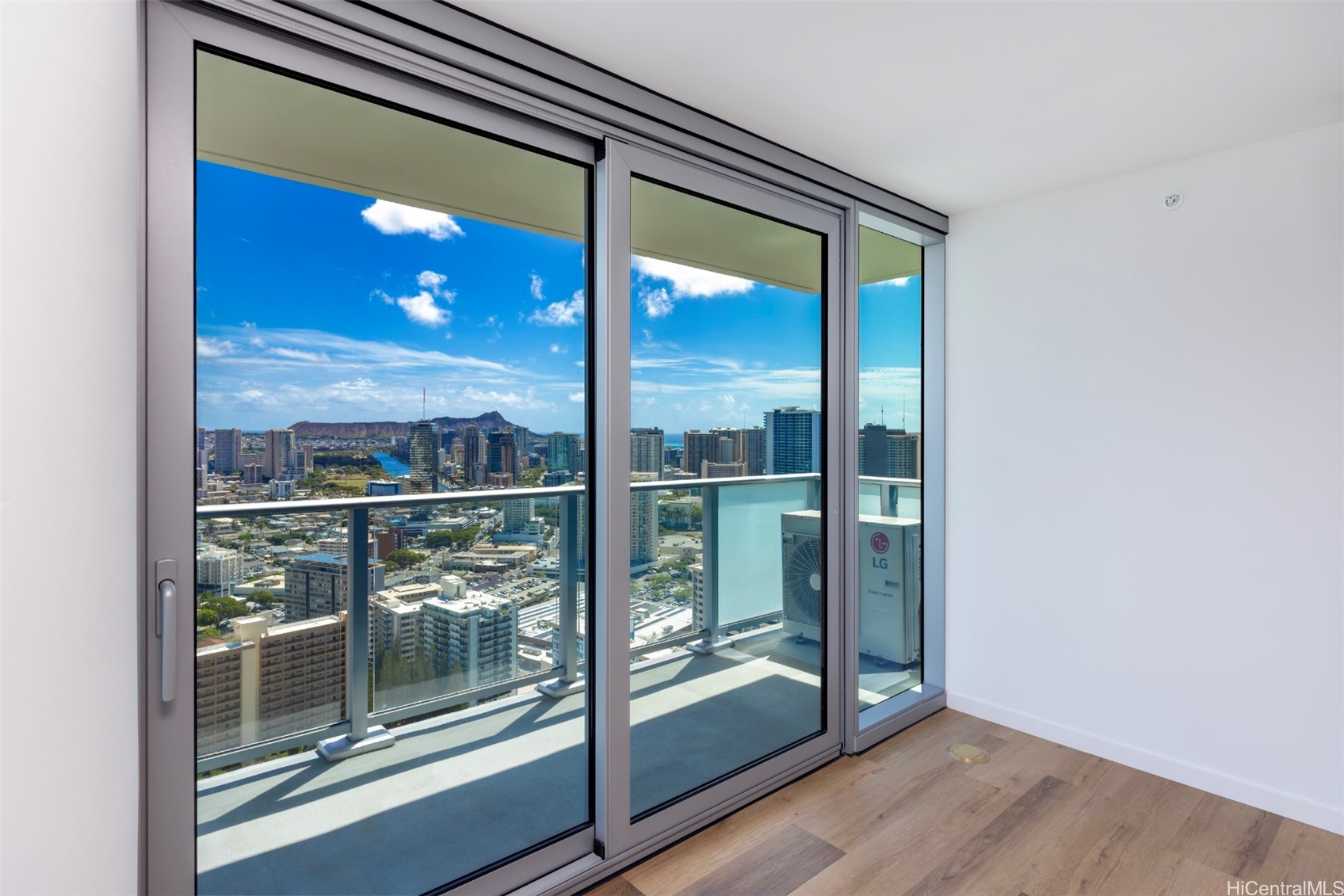 1500 Rycroft Street 3901R