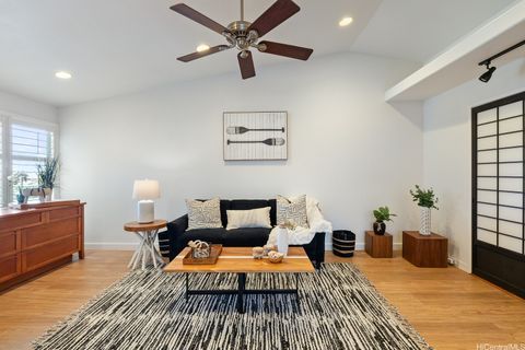 1812 Makuakane Street Honolulu HI 96817