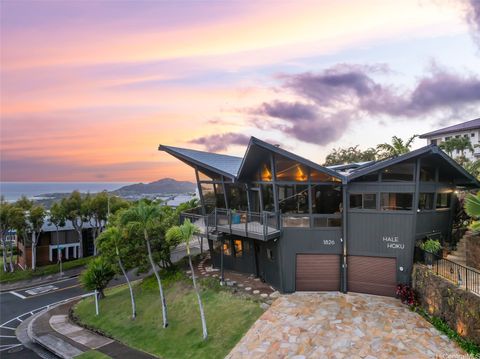 1826 Laukahi Street Honolulu HI 96821