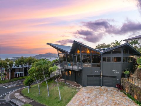 Photo of 1826 Laukahi Street, Honolulu, HI 96821 (MLS # 202525248)