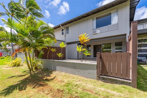 Photo of 214 Koko Isle Circle #1707, Honolulu, HI 96825 (MLS # 202517292)