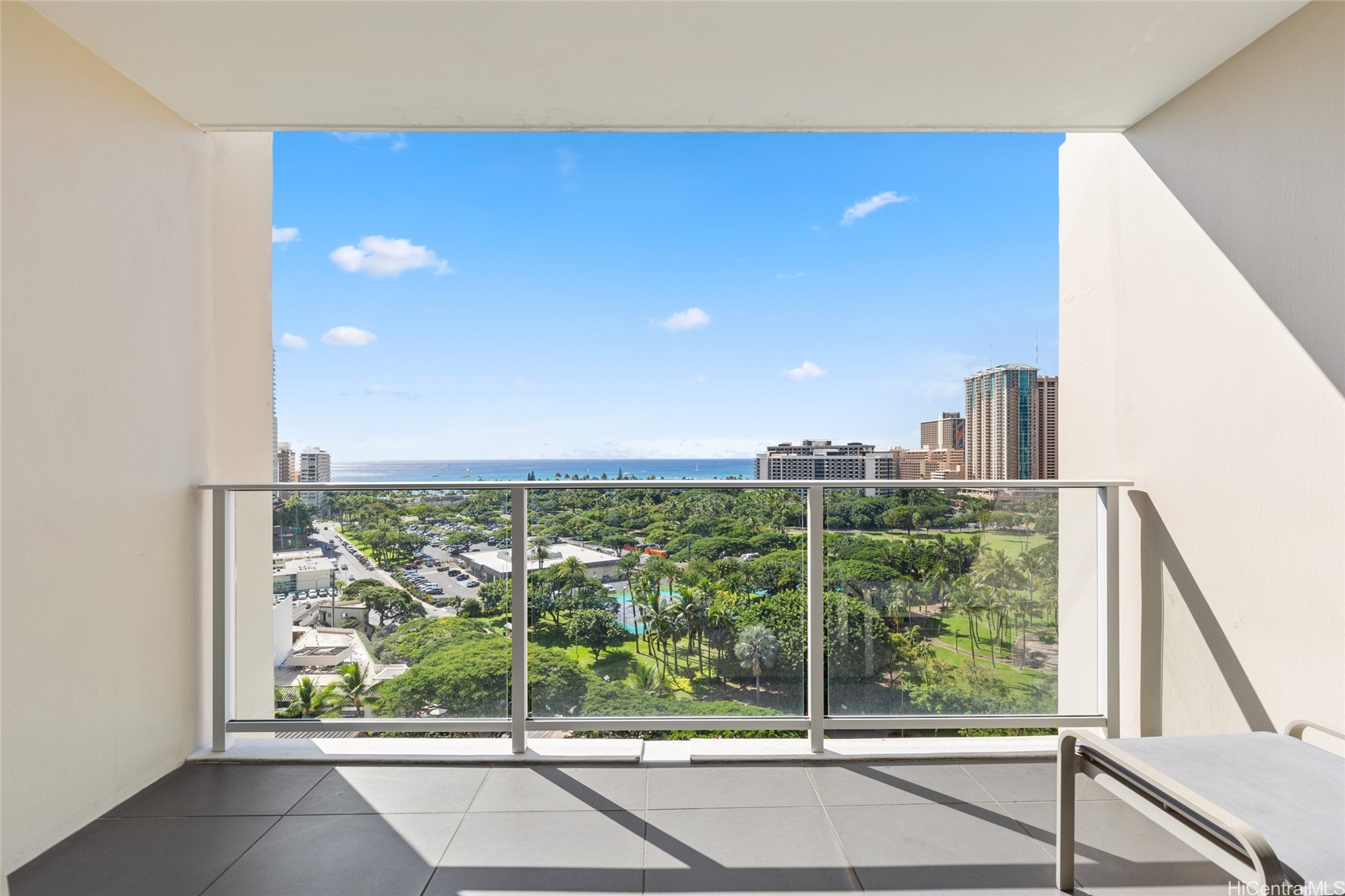 383 Kalaimoku Street 1503