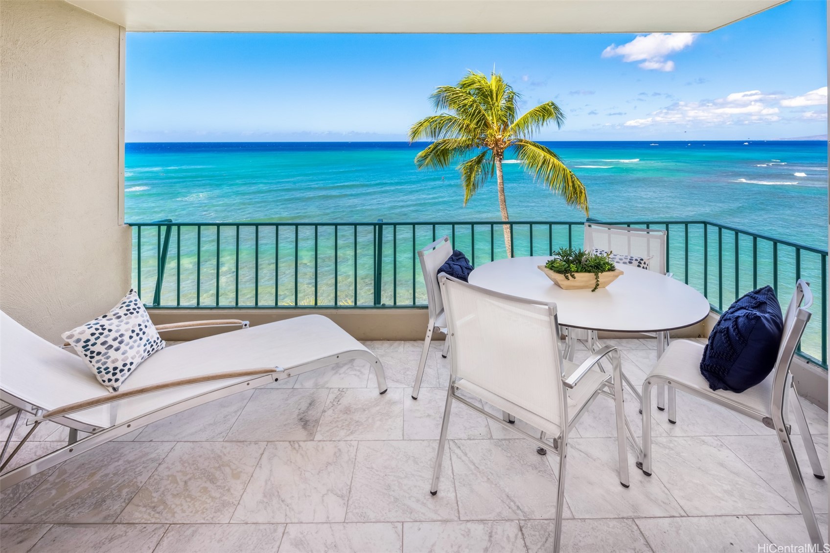 2999 Kalakaua Avenue 704