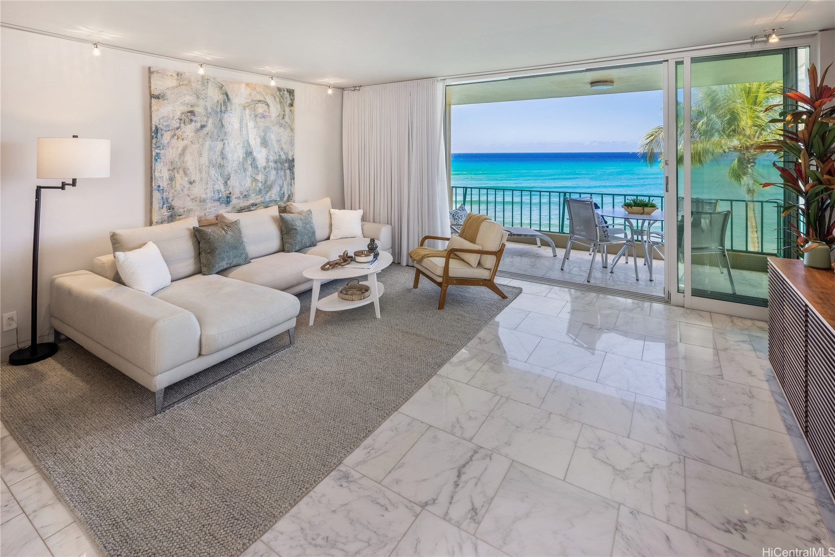 2999 Kalakaua Avenue 704