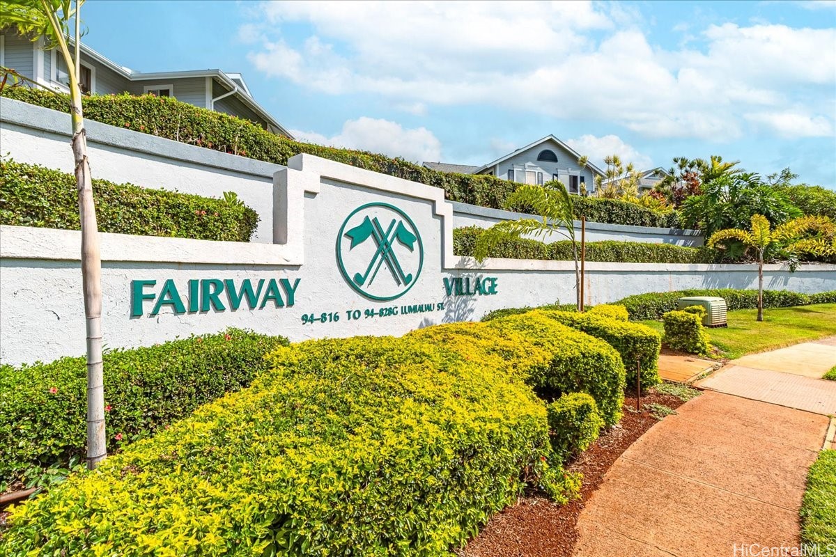 Fairway Village-waikele Condominium