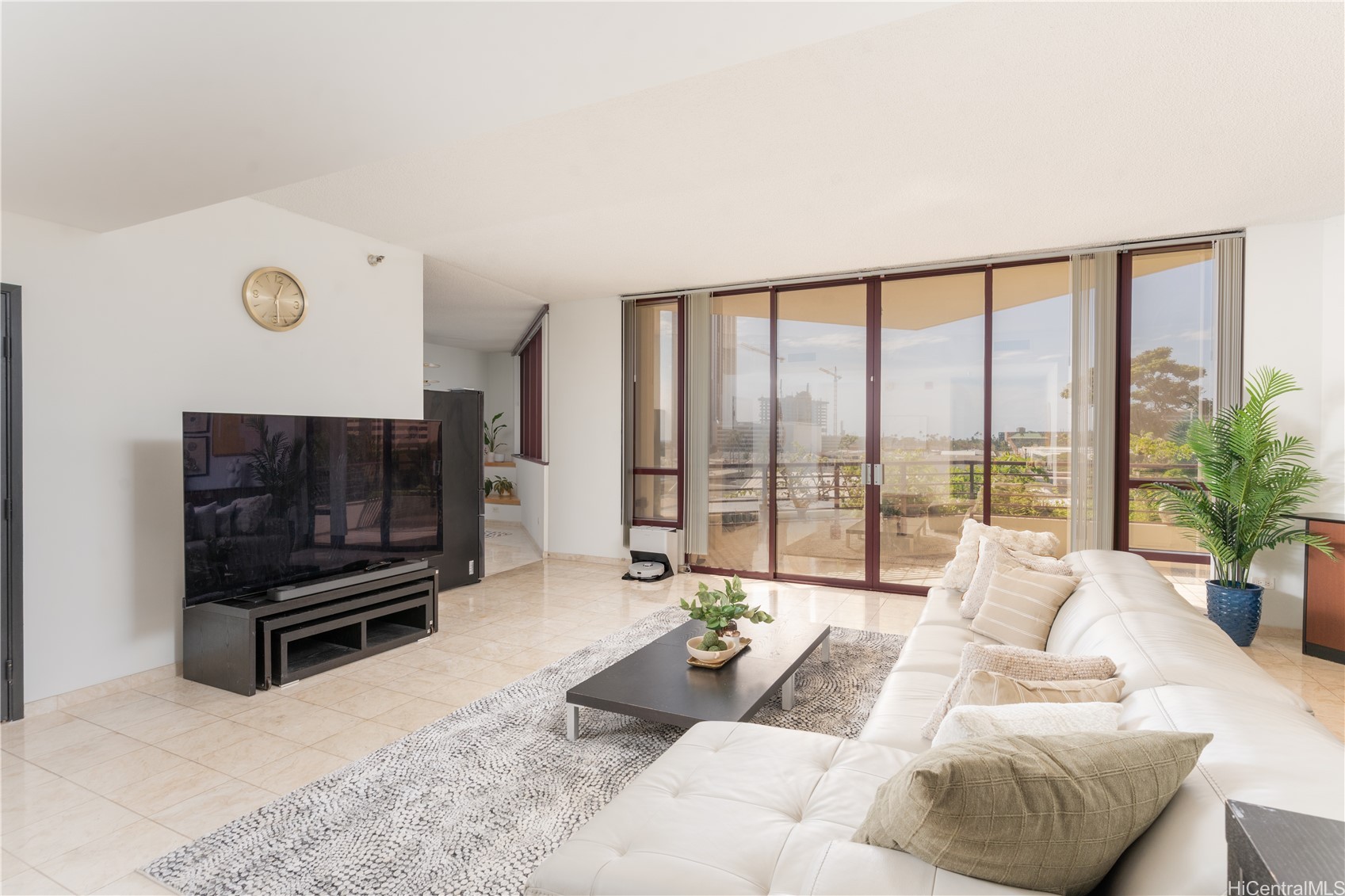 725 Kapiolani Boulevard 617