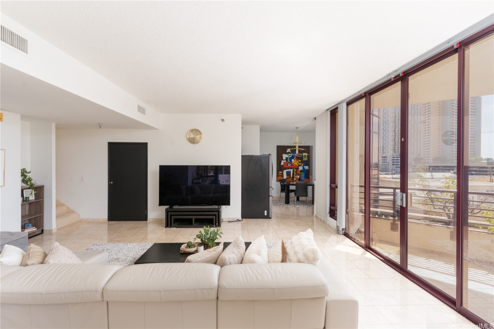 725 Kapiolani Boulevard 617