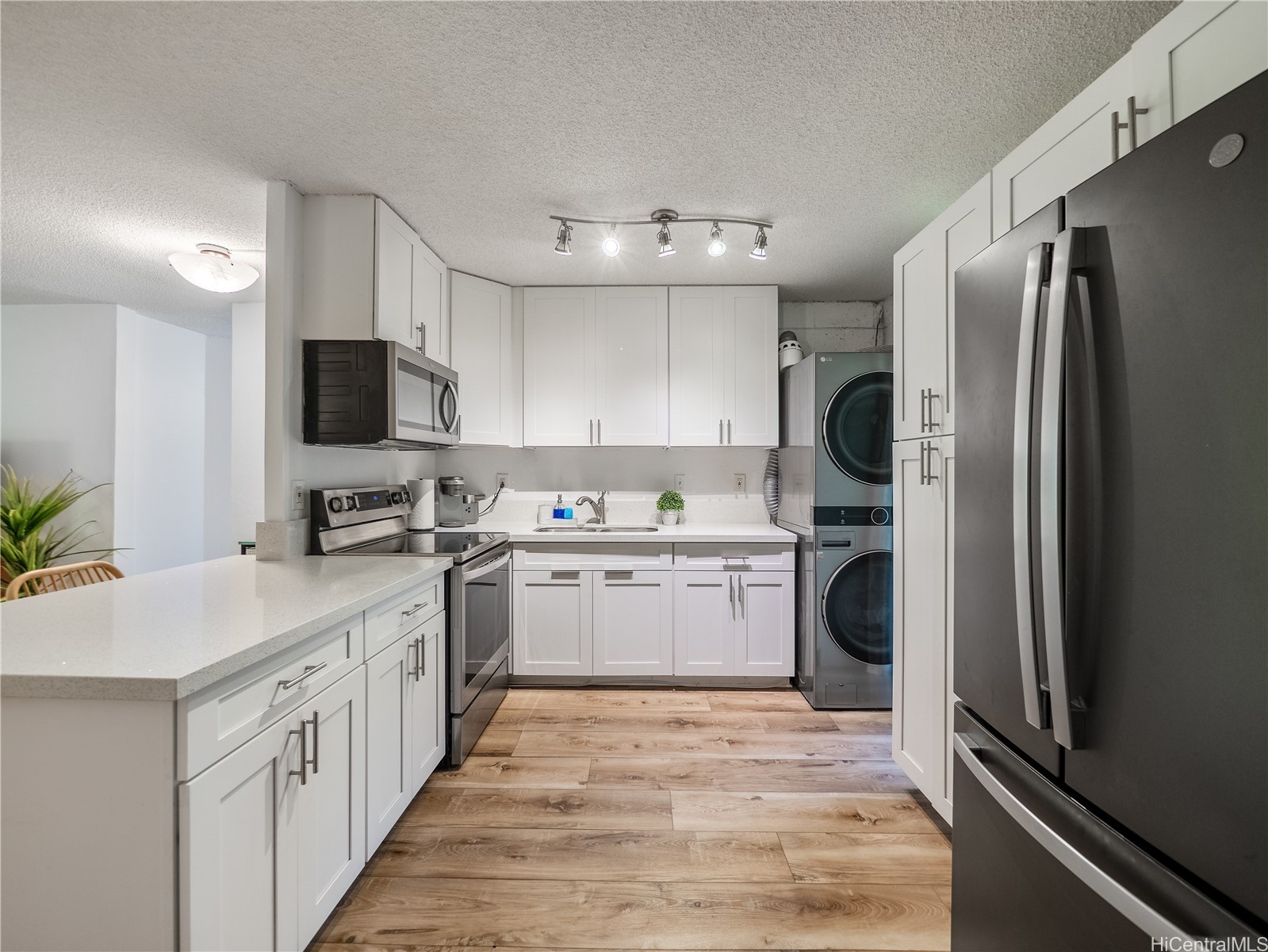 95-227 Waikalani Drive A102