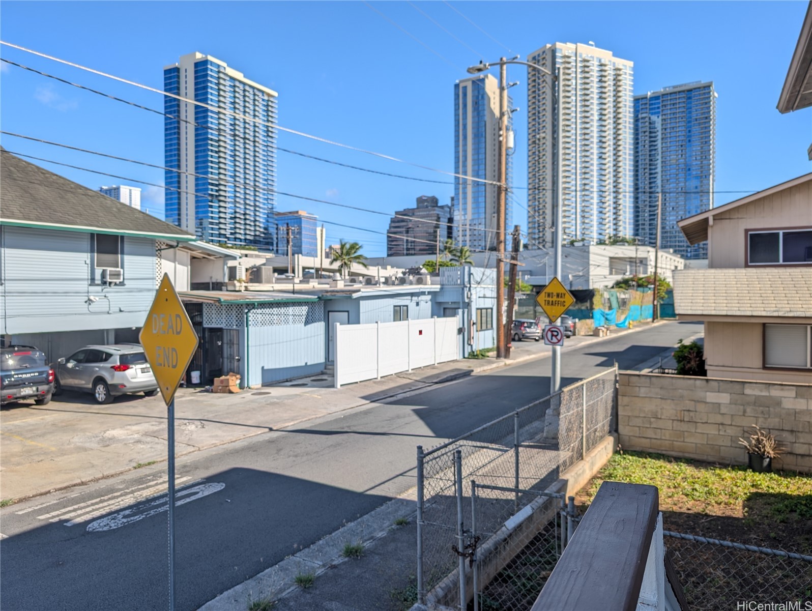 Honolulu Duplex