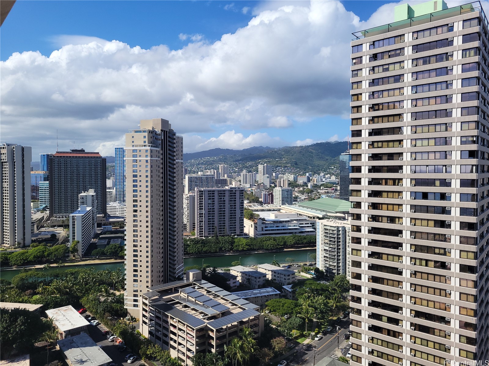 Discovery Bay Condominium