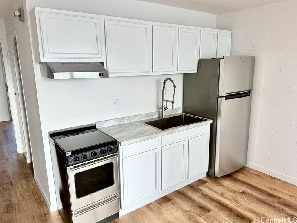 2122 Lime Street 604