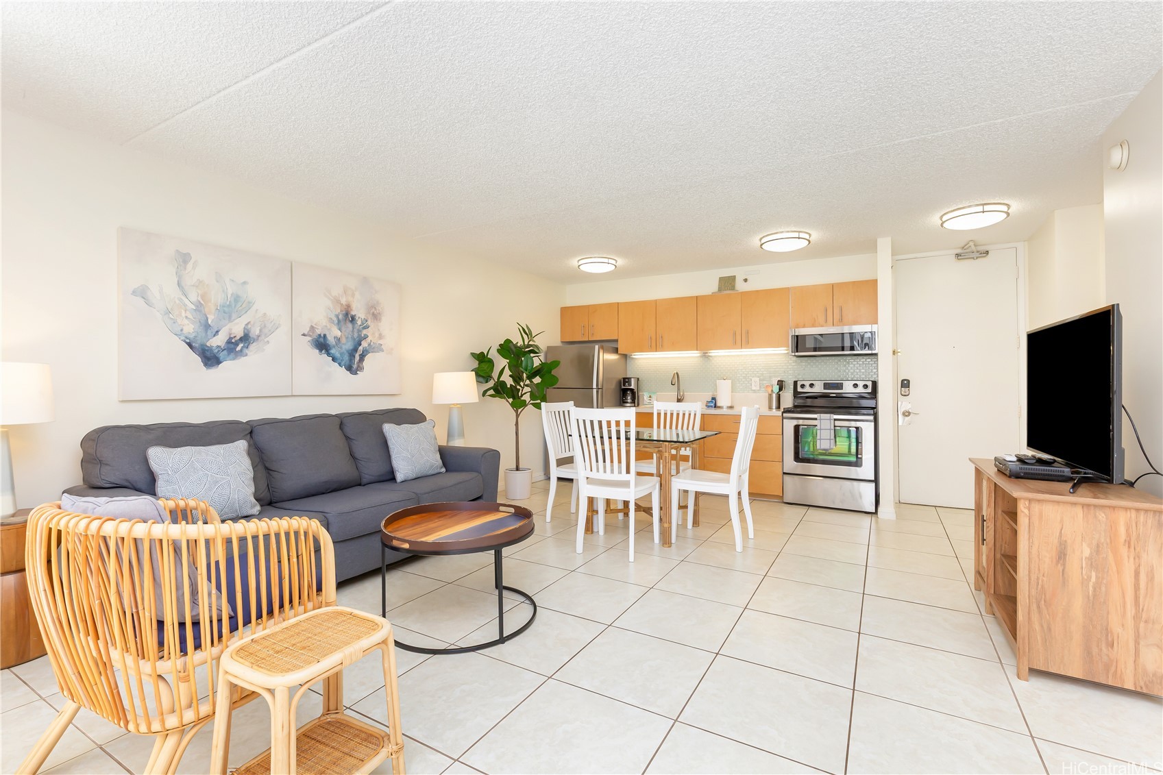 201 Ohua Avenue T2-908