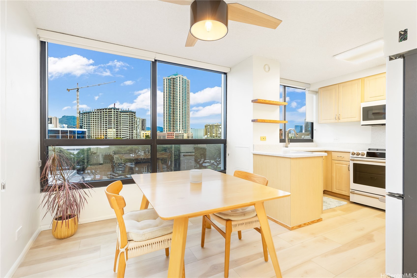 876 Curtis Street 605