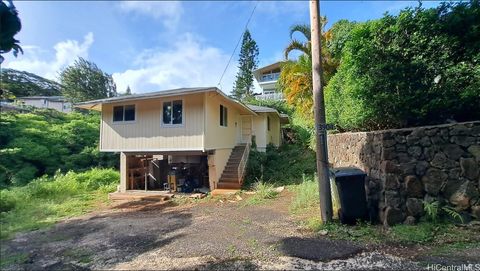 3904 Maunahilu Place Honolulu HI 96816
