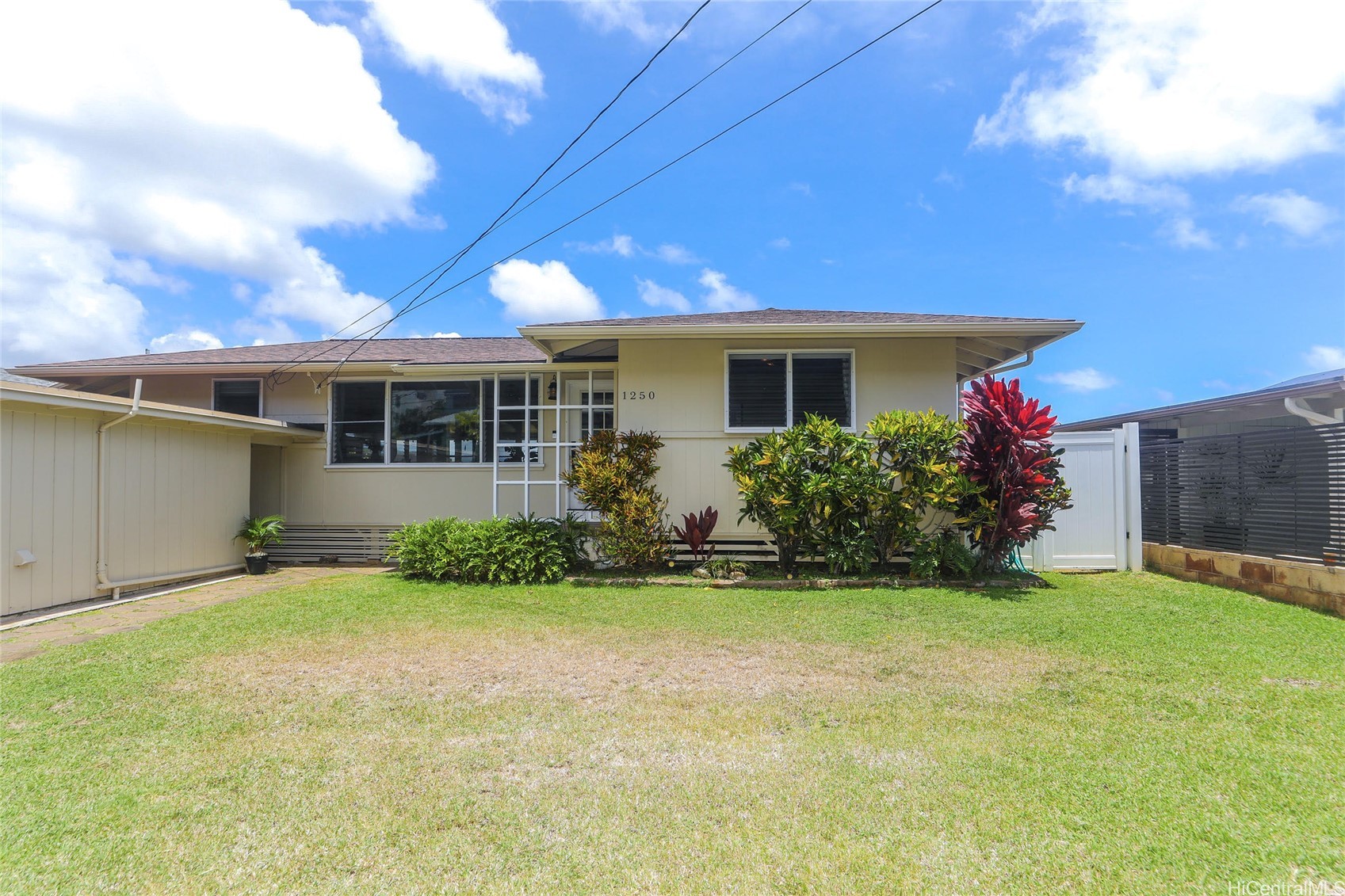 1250 Manulani Street
