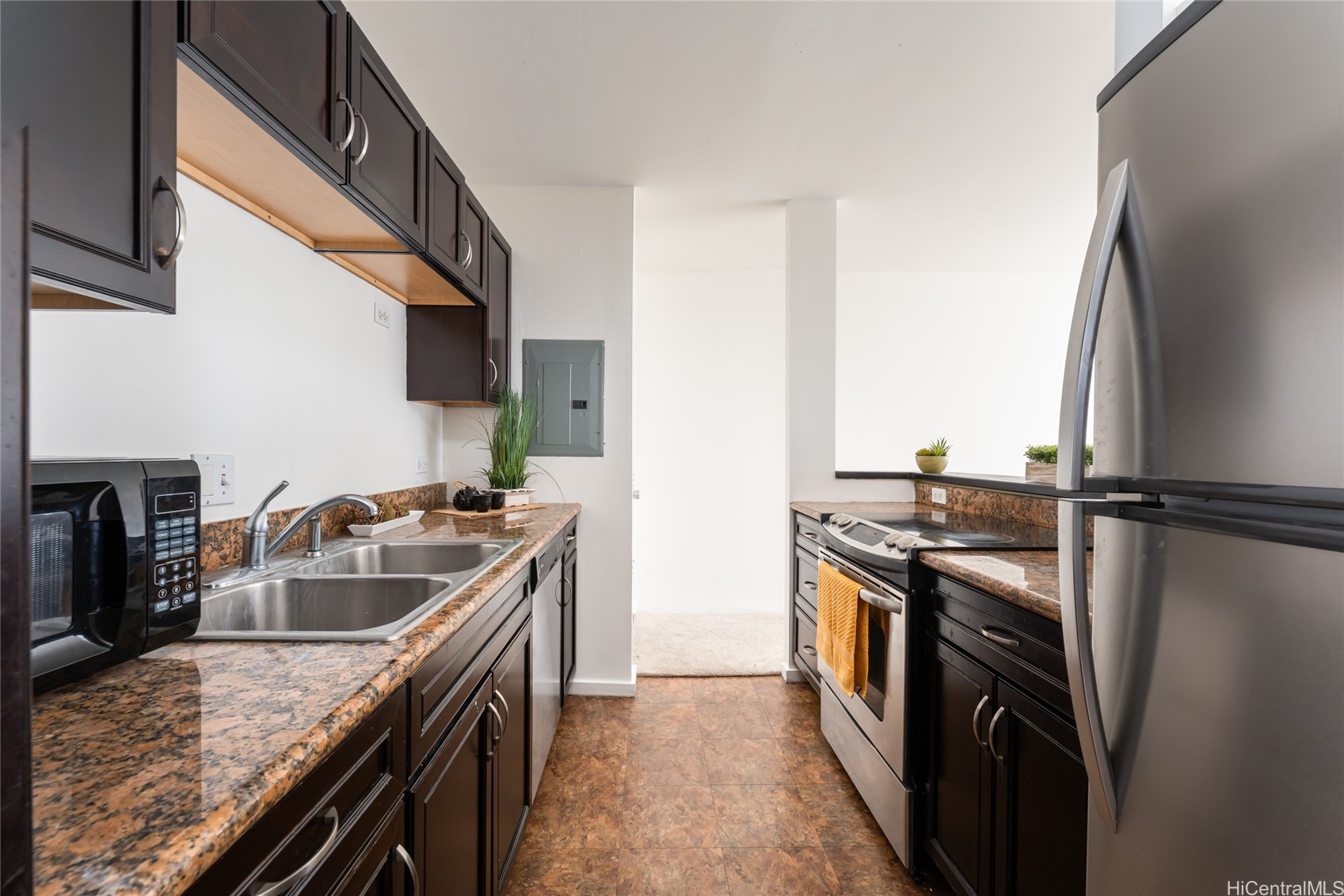 909 Ala Nanala Street 503