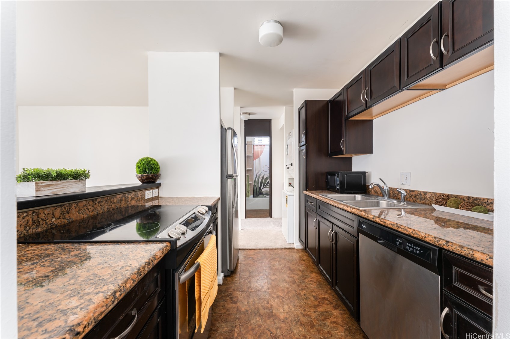 909 Ala Nanala Street 503