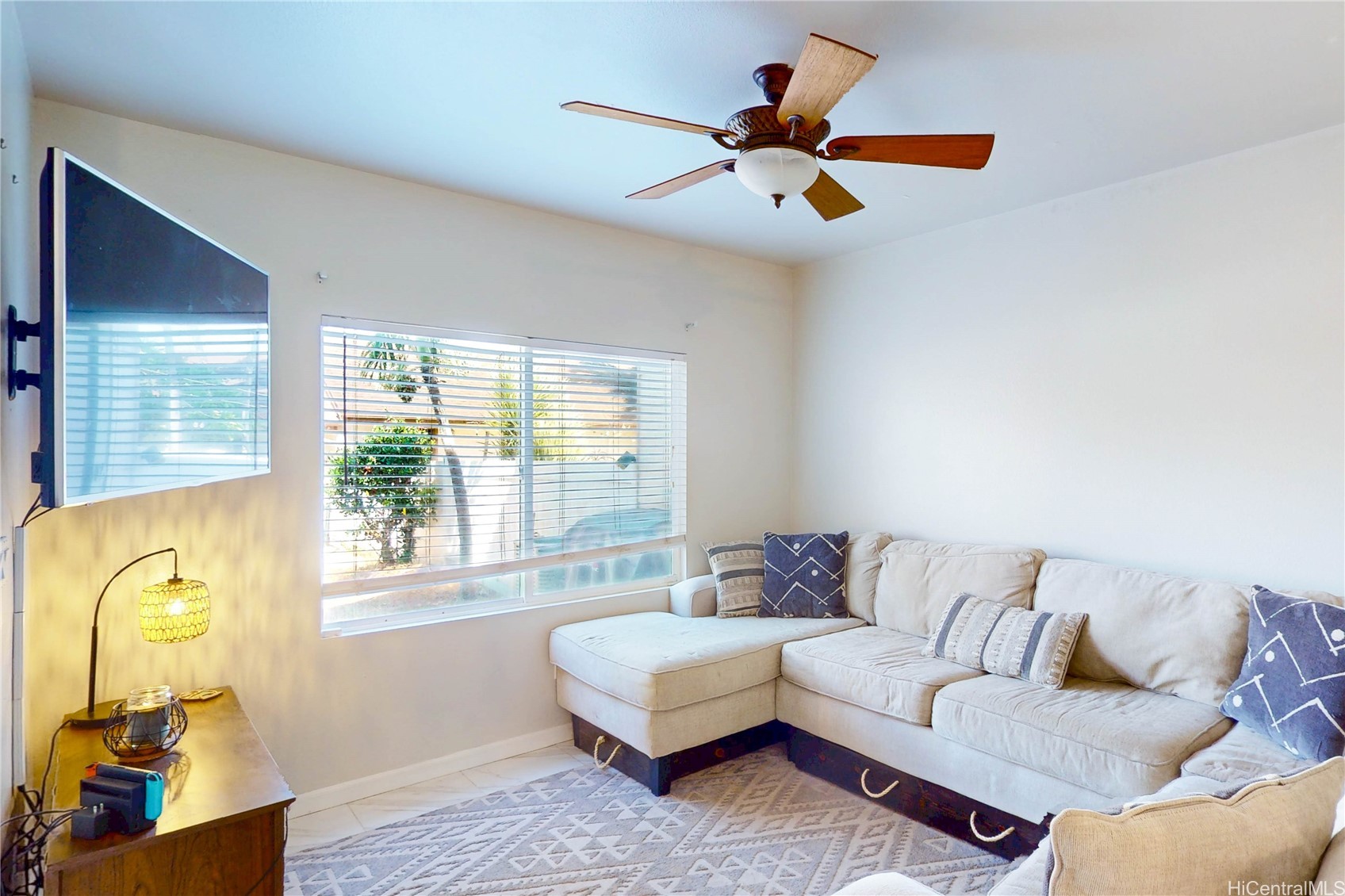 91-1026 Kaimalie Street Q2