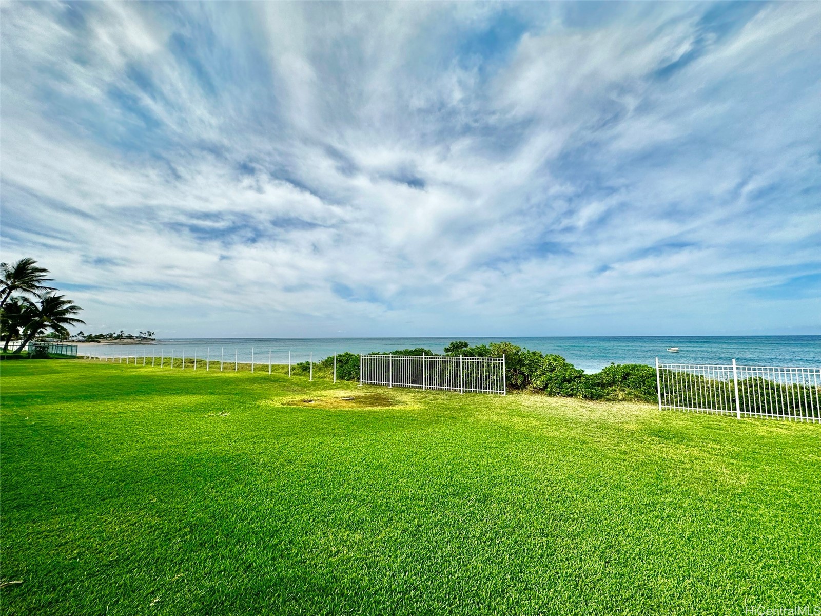 Maili Cove Condominium