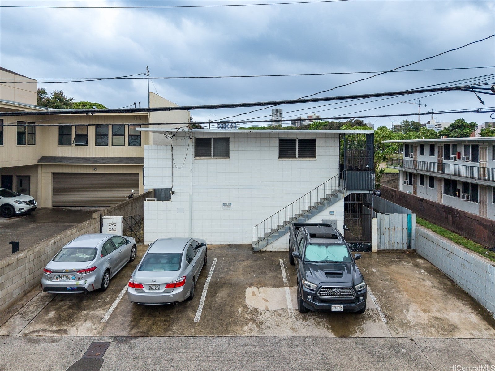 927 Makahiki Way