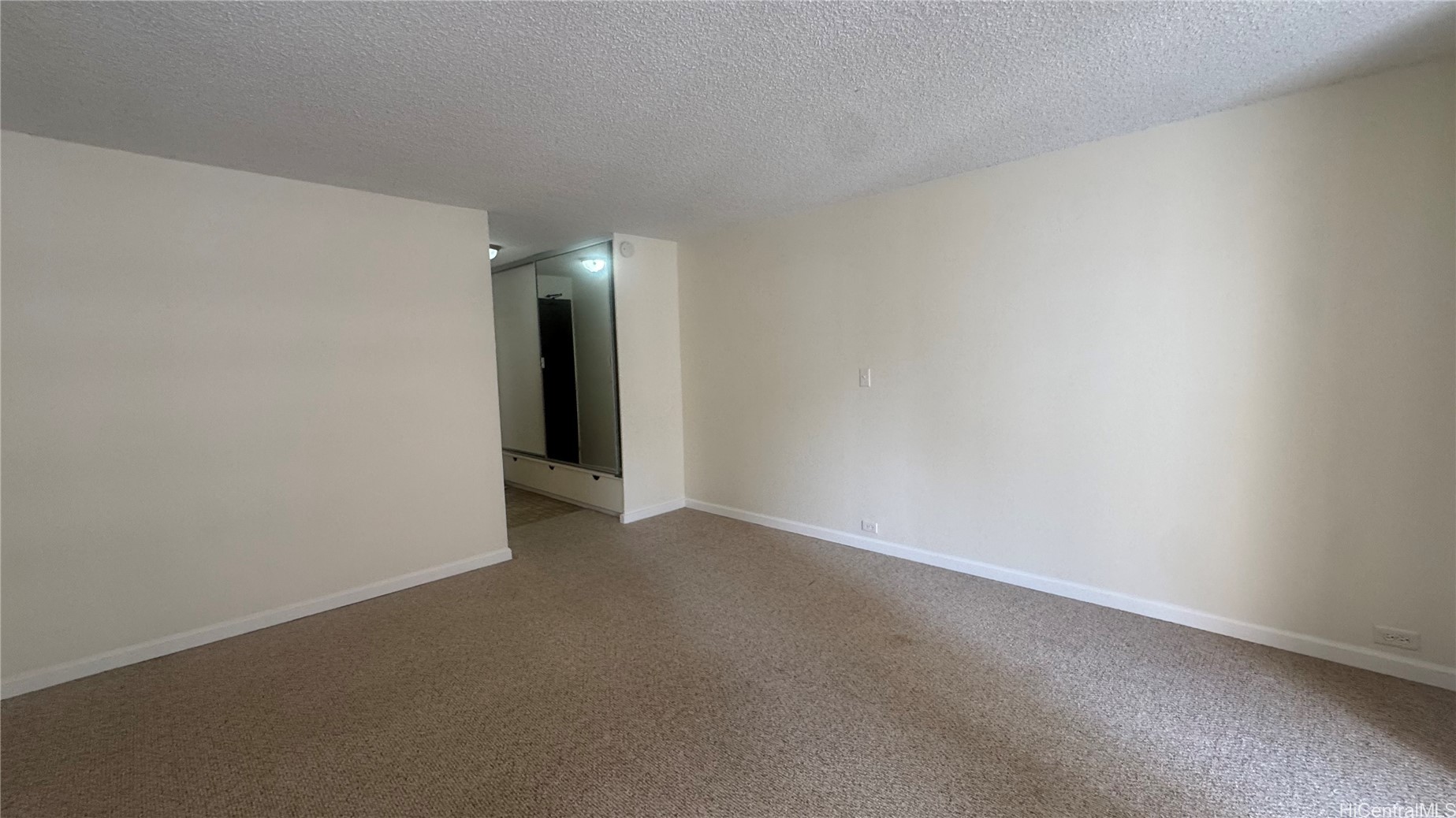 747 Amana Street 1015