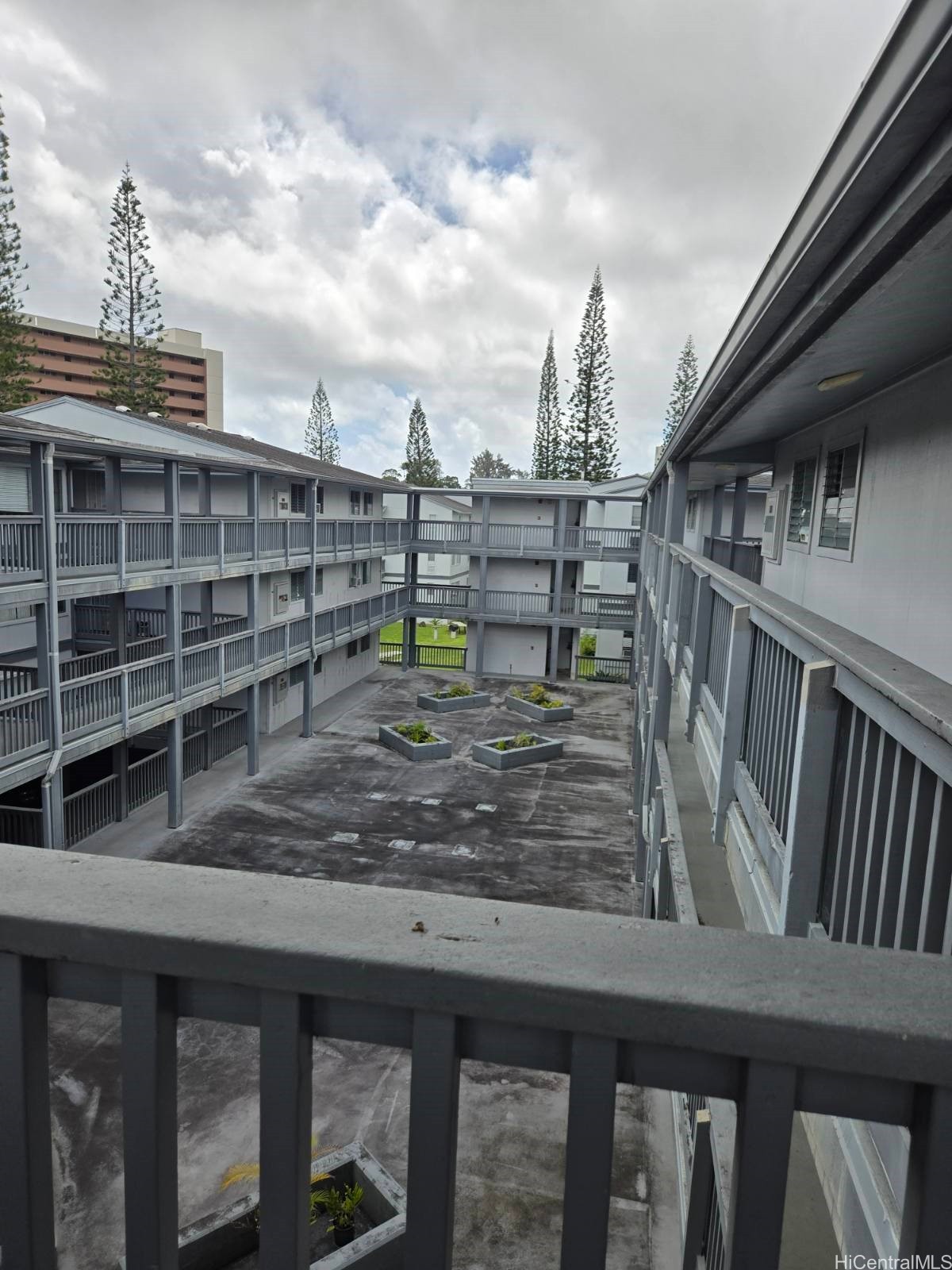 46-269 Kahuhipa Street D305