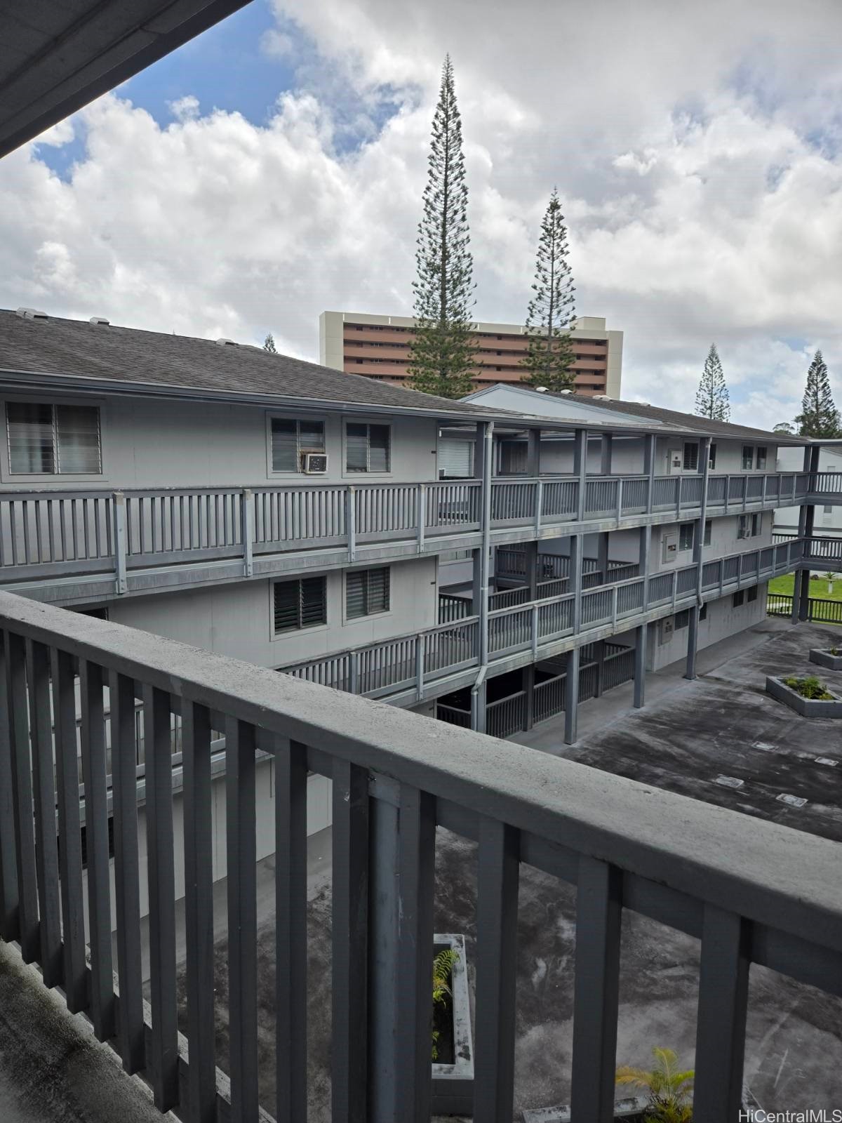 46-269 Kahuhipa Street D305