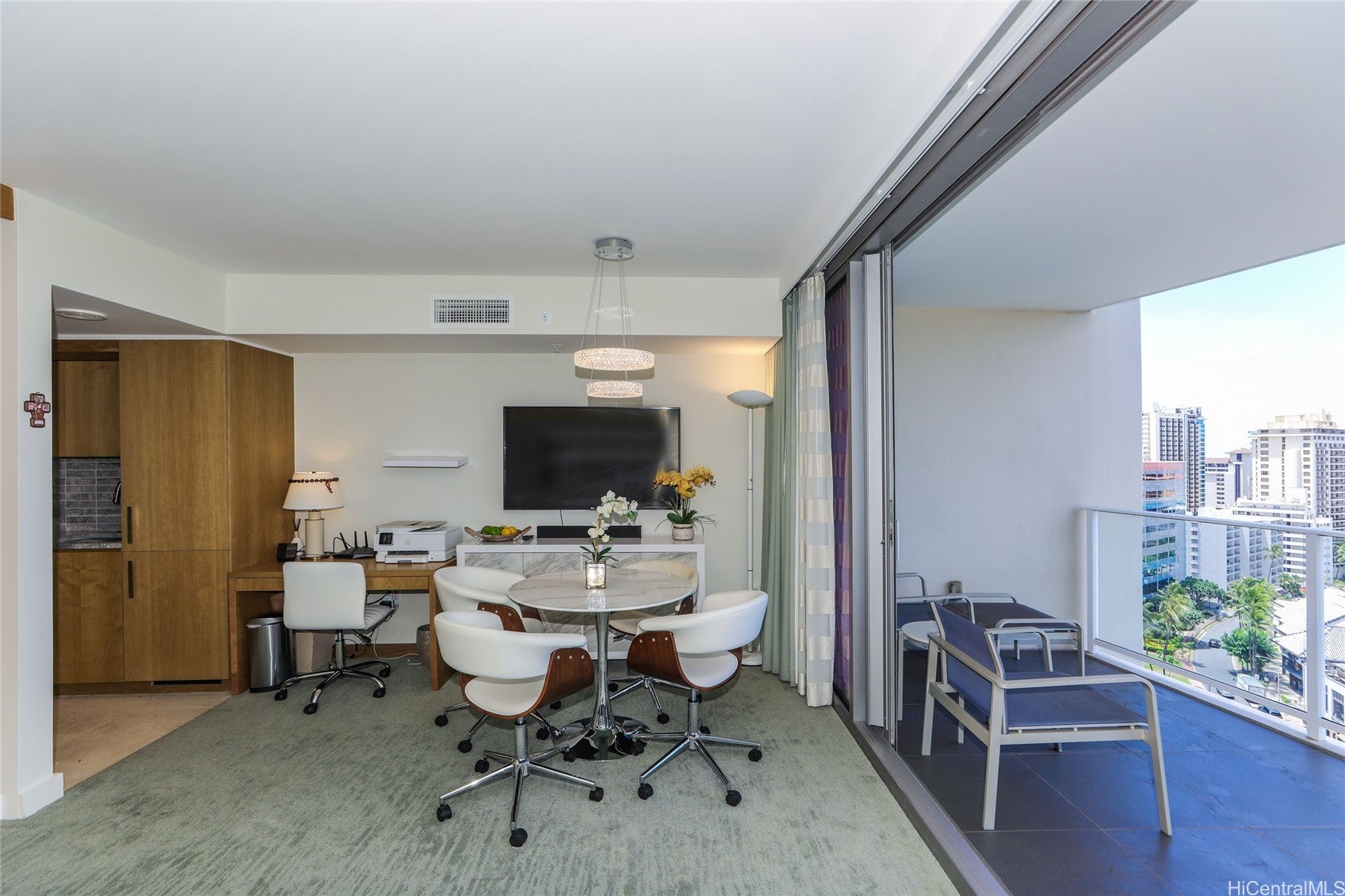 383 Kalaimoku Street 1610