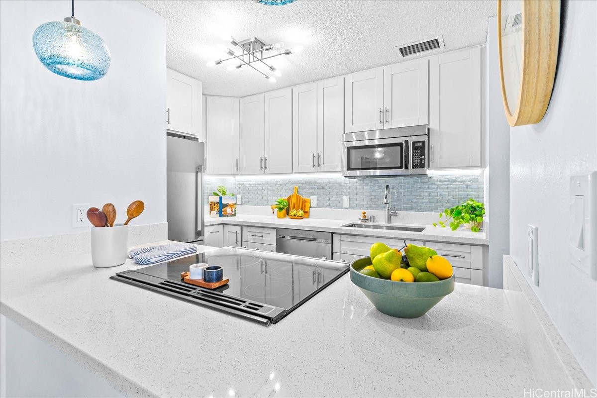 3741 Kanaina Avenue 315