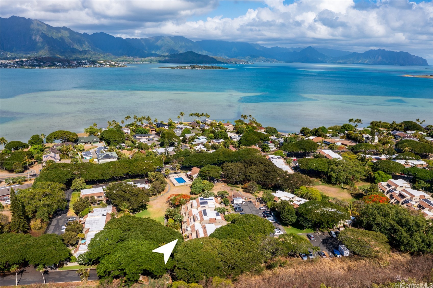 Yacht Club Knolls Condominium