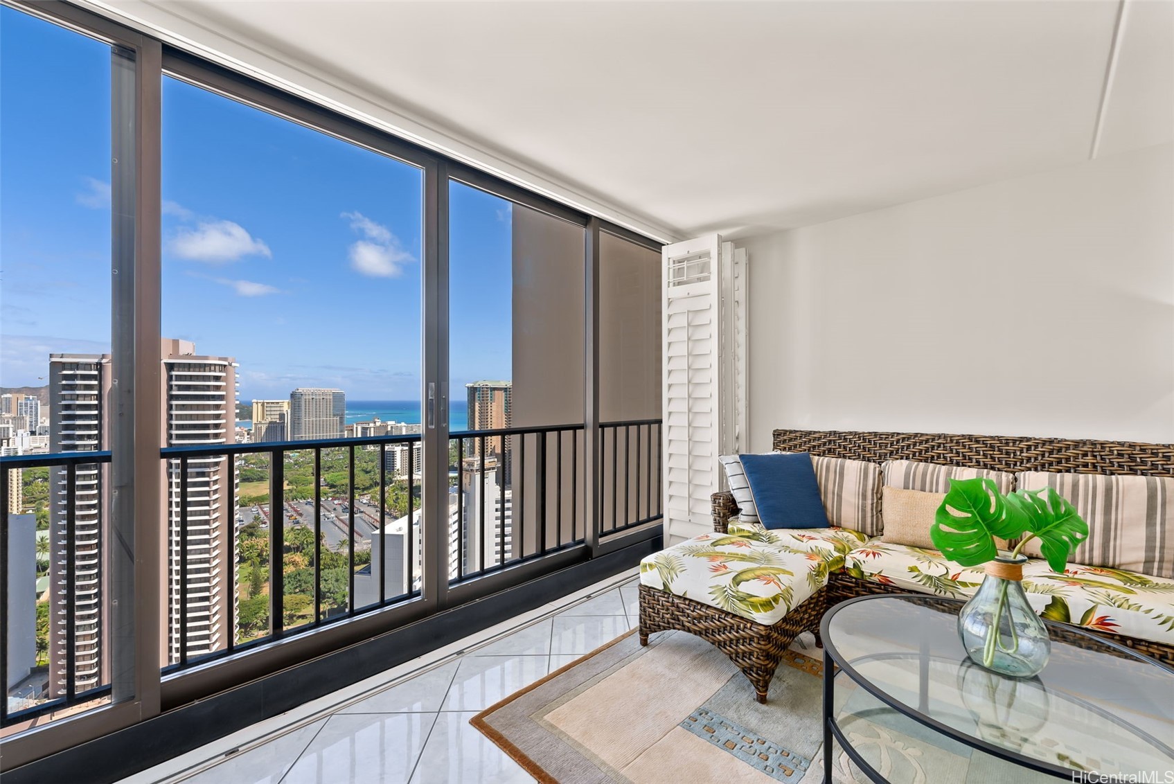 411 Hobron Lane 3801