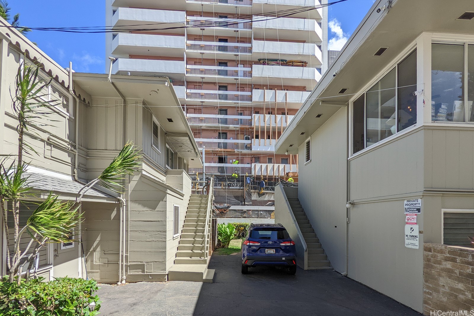 2517 Ala Wai Boulevard