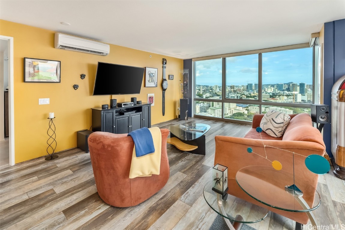 1200 Queen Emma Street 3602