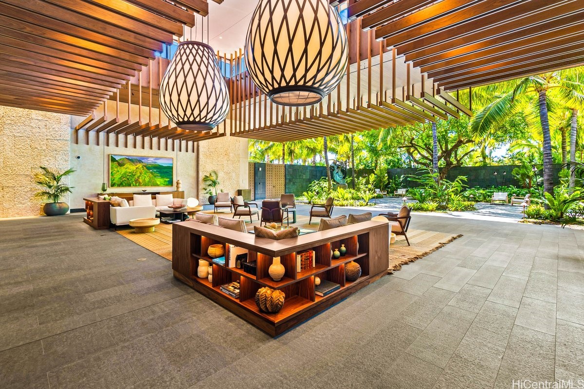 1100 Ala Moana Boulevard 2200