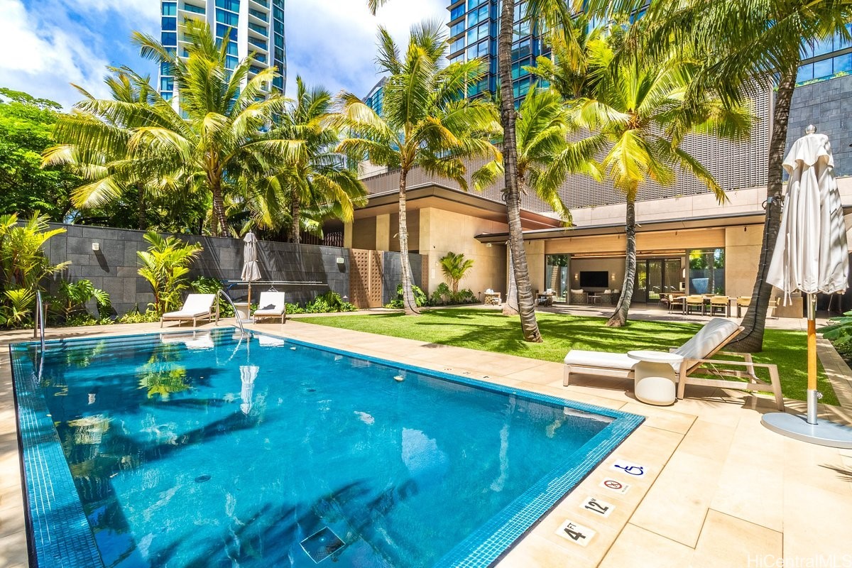 Victoria Place Condominium