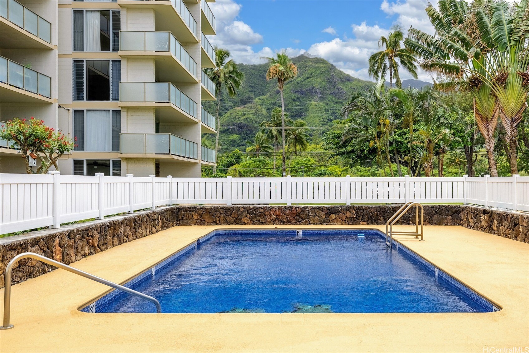 53549 Kamehameha Highway 608