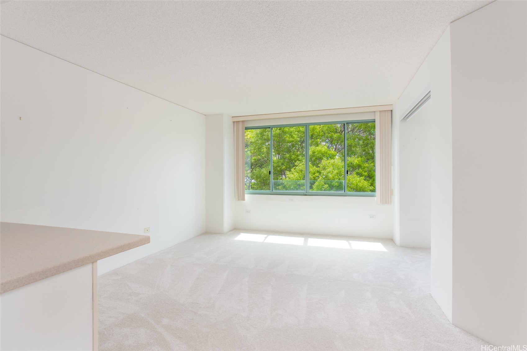 1314 Kalakaua Avenue 405