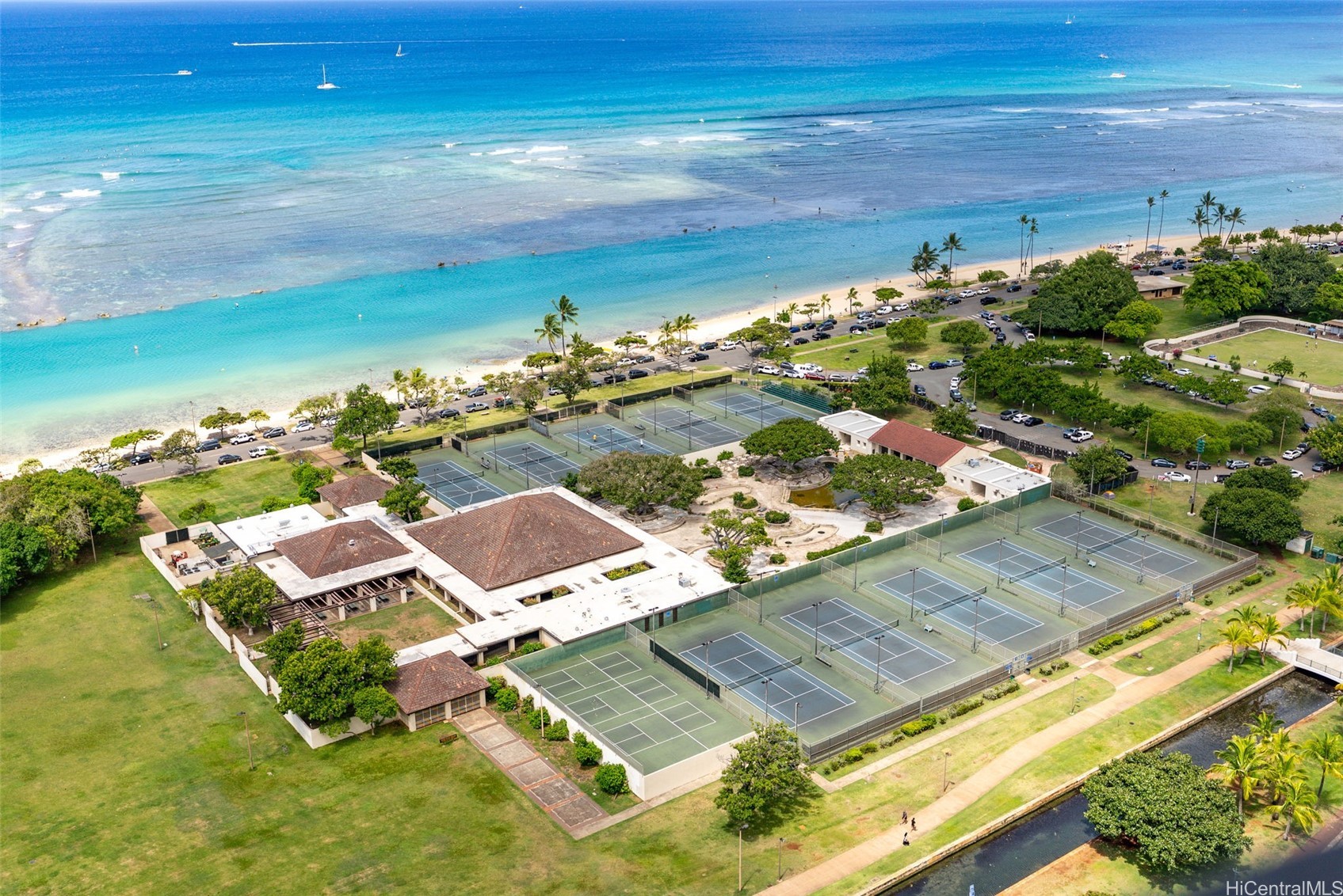 Nauru Tower Condominium