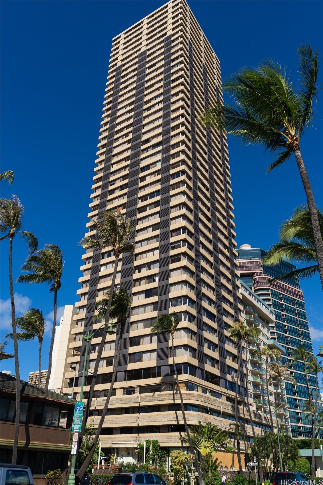 Hawaiian Monarch Condominium