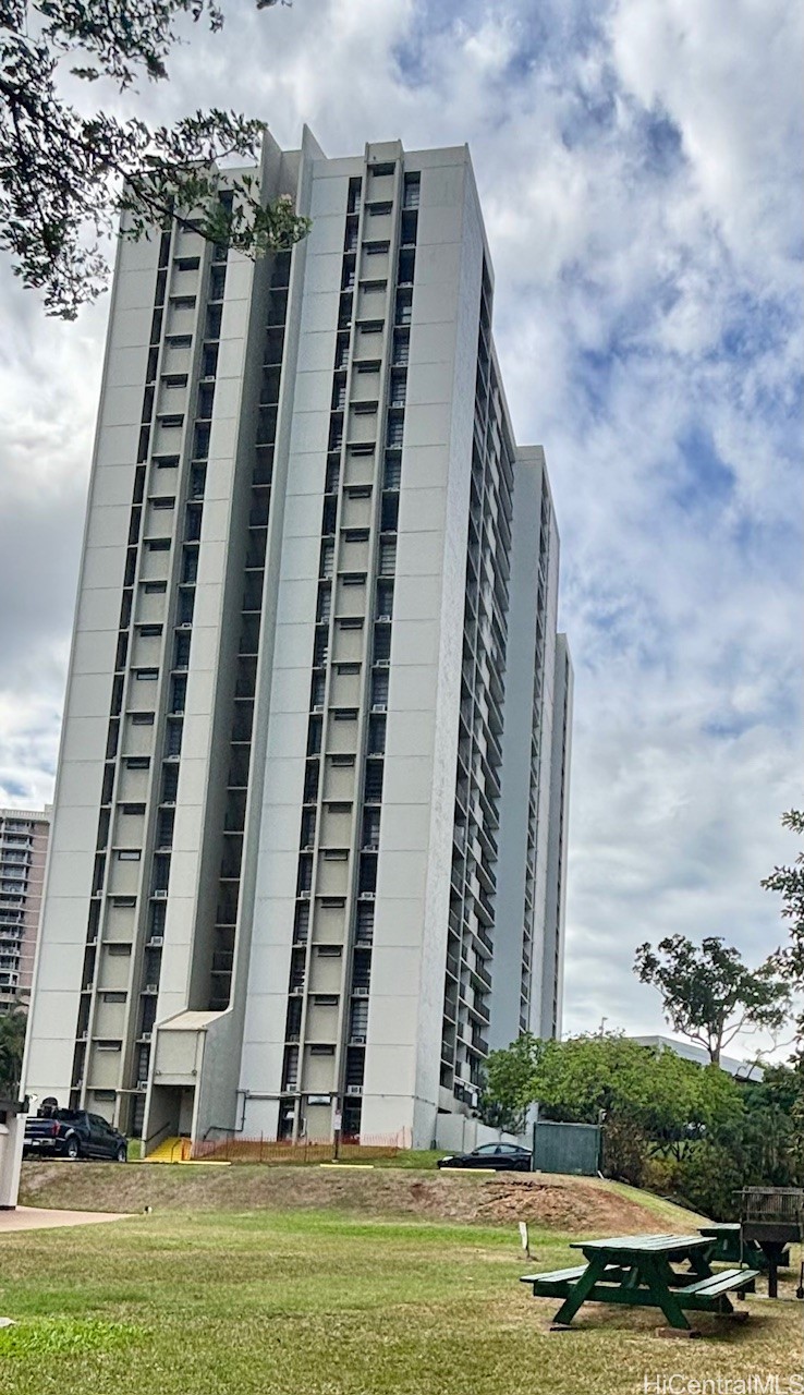 Pearl 1 Condominium