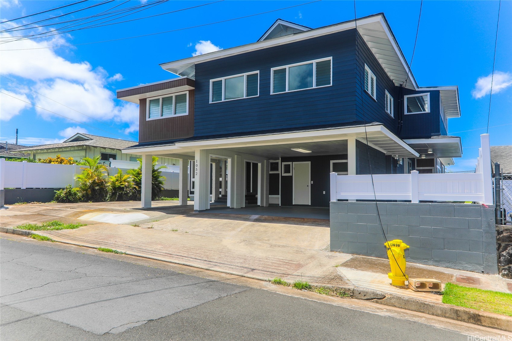 1052 Maiha Circle