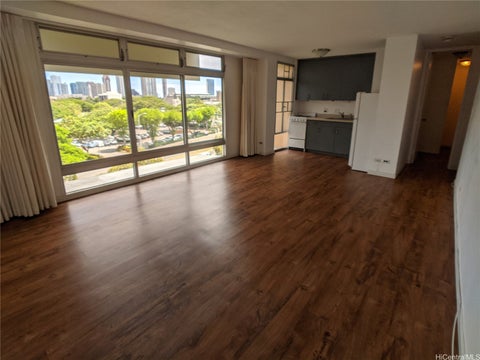 Photo of 1511 Nuuanu Avenue #521, Honolulu, HI 96817 (MLS # 202614992)