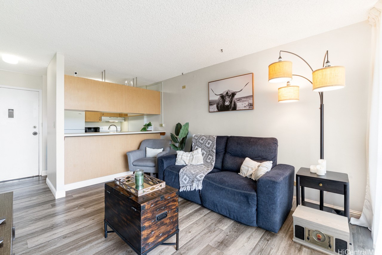 98-450 Koauka Loop 1403