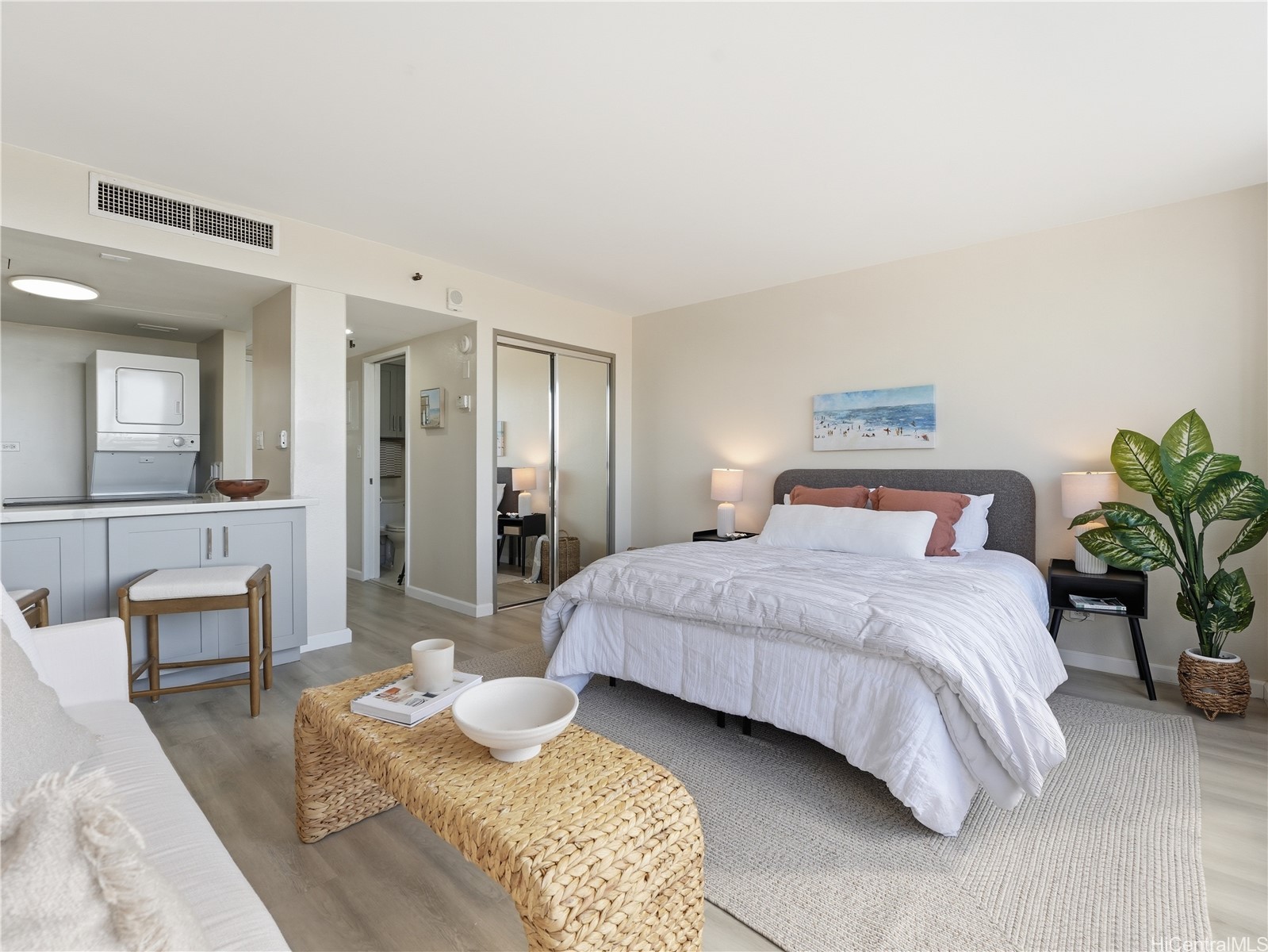 2499 Kapiolani Boulevard 3202