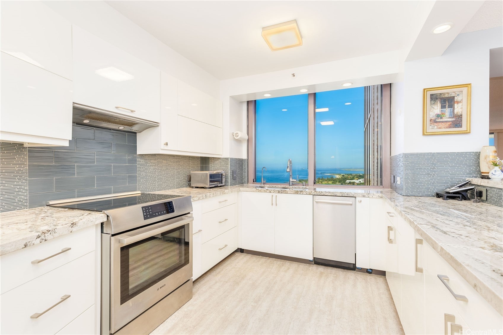 425 South Street 2701