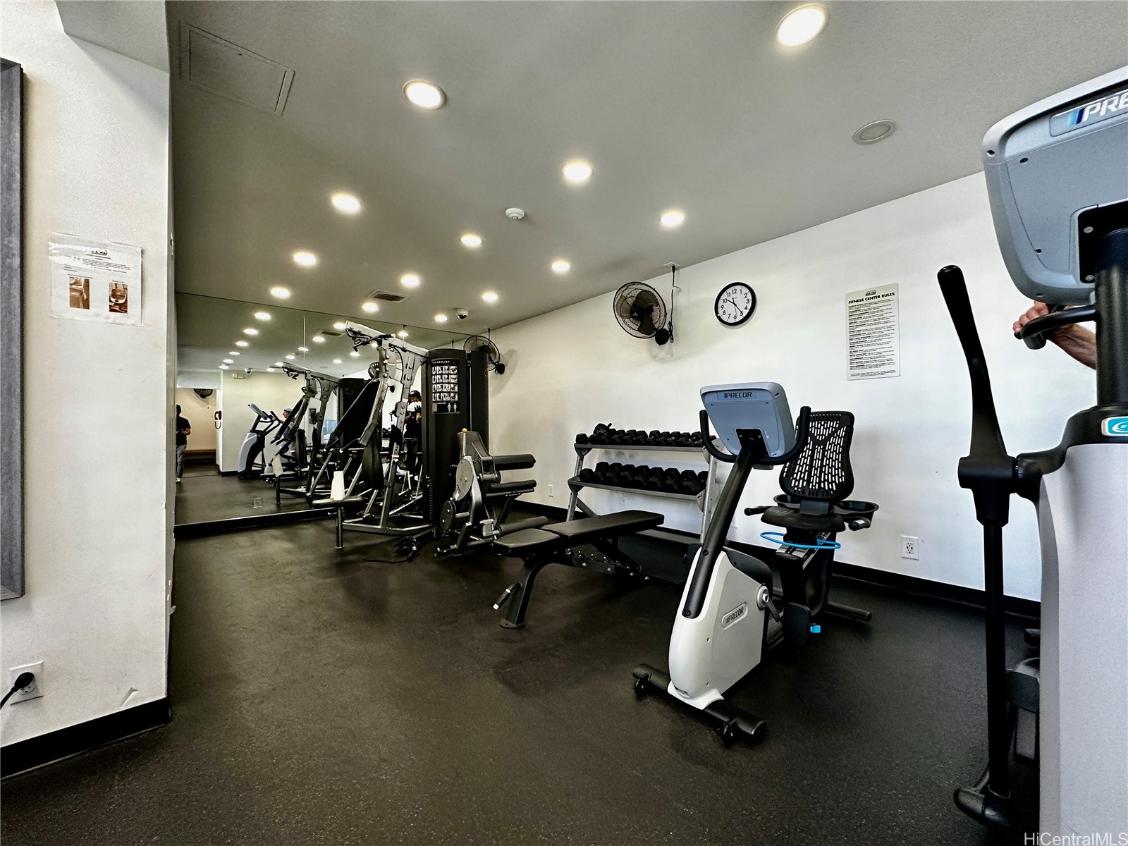 1717 Ala Wai Residential Lease
